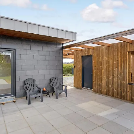 Prázdninový dům 3 Bedroom Cozy In