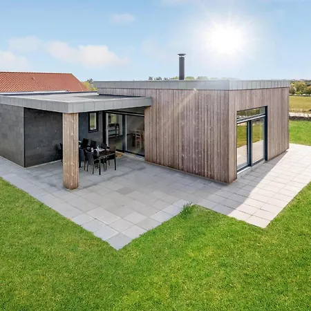 3 Bedroom Cozy In Holiday home Tarm